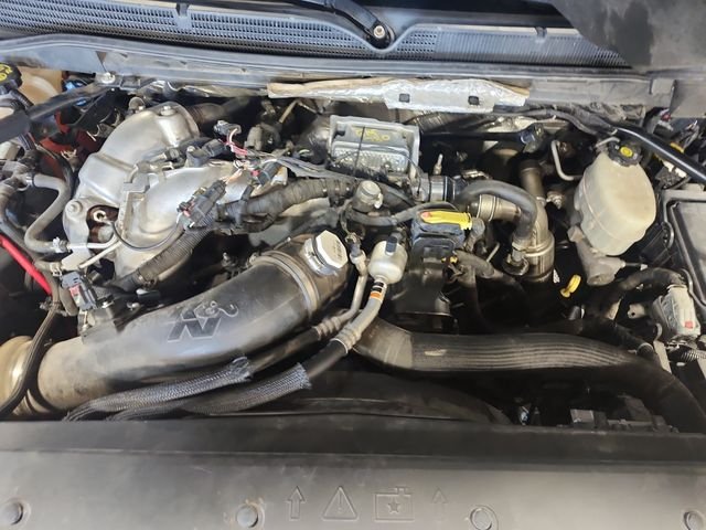 Used 2017 Black GMC SLT image 18