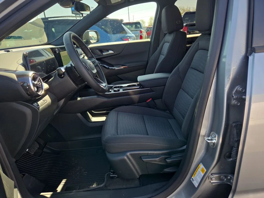 2026 Chevrolet Equinox LT - Photo 23