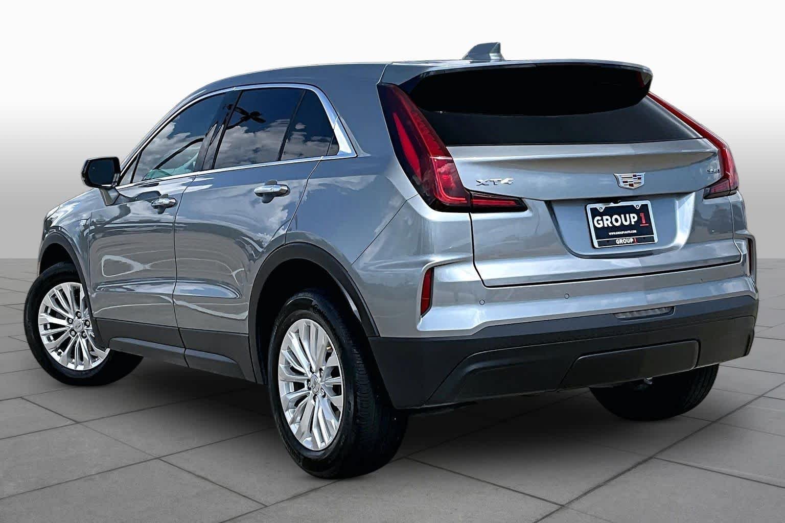 Used 2024 Argent Silver Metallic Cadillac FWD Luxury image 12