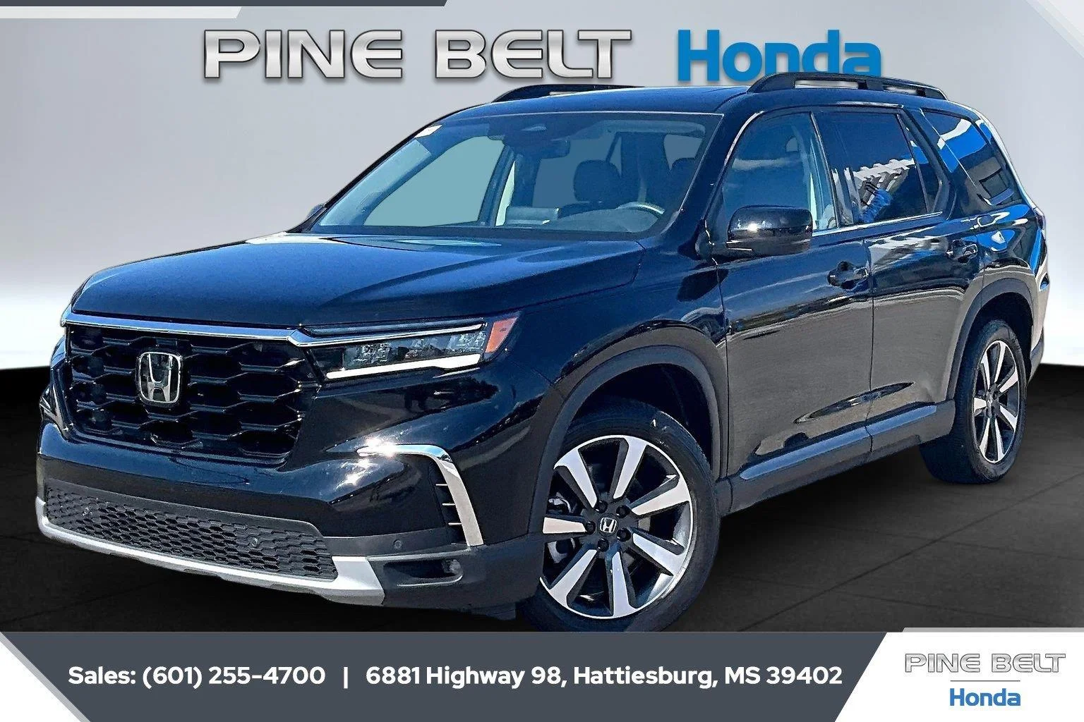 Used 2024 Crystal Black Pearl Honda Touring image 10