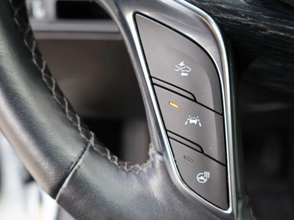 Used 2024 White Cadillac Premium Luxury image 49