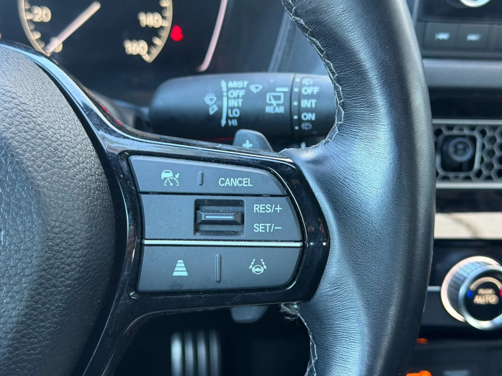 Used 2025  Honda Sport image 29