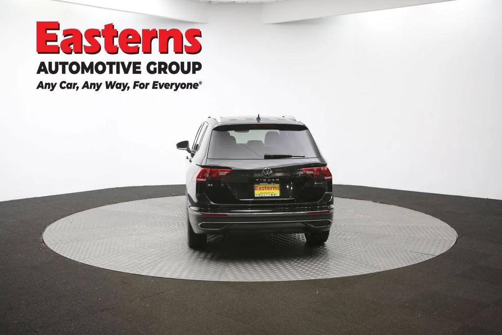 Used 2022 Black Volkswagen 2.0T SE image 65