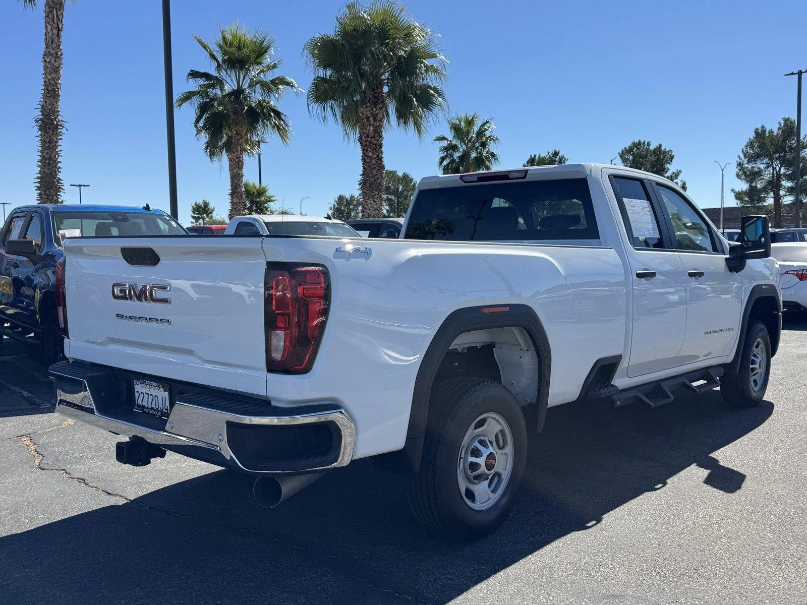 Used 2025 Summit White GMC Pro image 6