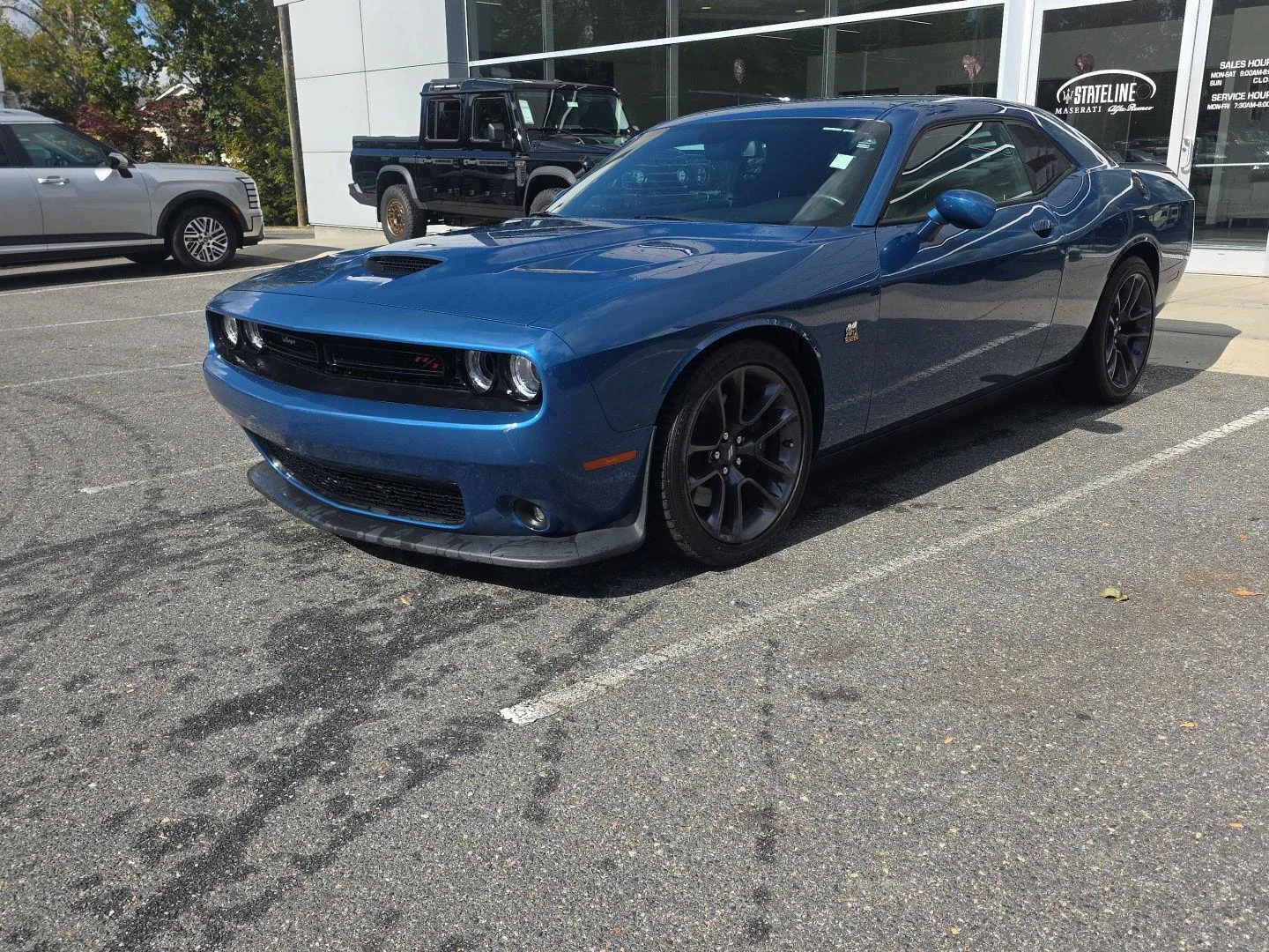 Used 2022  DODGE RTSCATPK image 1