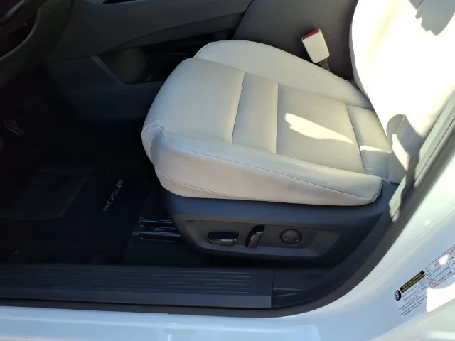 2021 Nissan Rogue SV - Photo 18