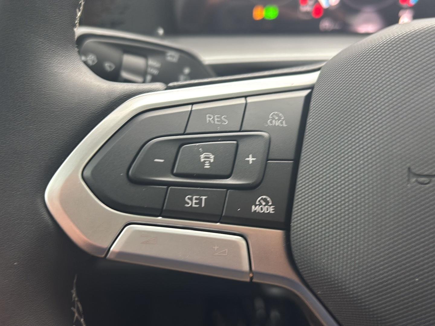 2026 Volkswagen Tiguan SE - Photo 16