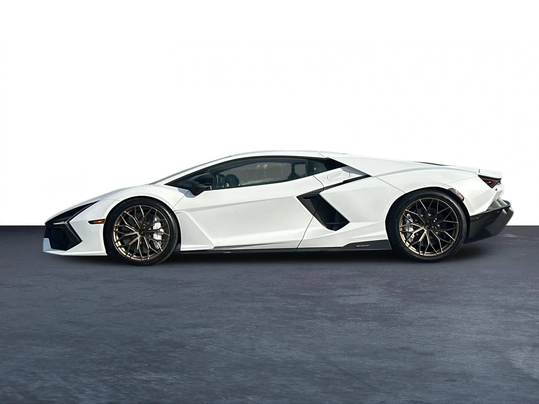 Certified Used 2026  Lamborghini  image 11
