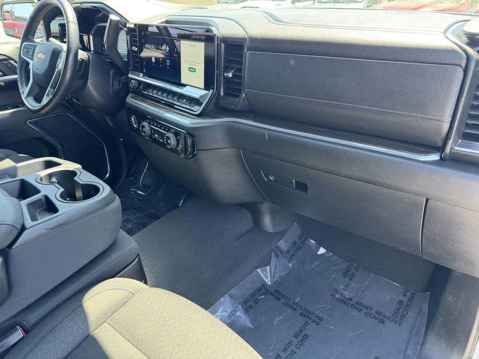 Used 2024 Summit White Chevrolet LT image 7