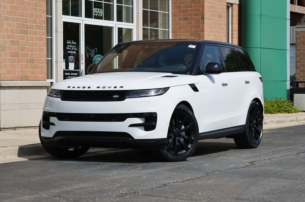 Used 2026 White Land Rover SE image 1