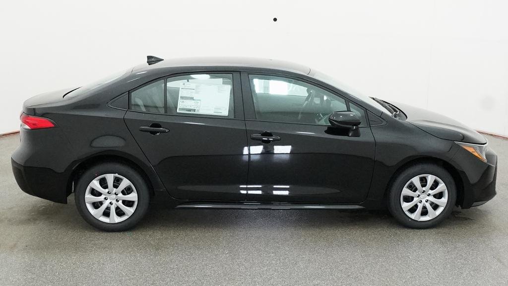 New 2026 Midnight Black Metallic Toyota LE image 14