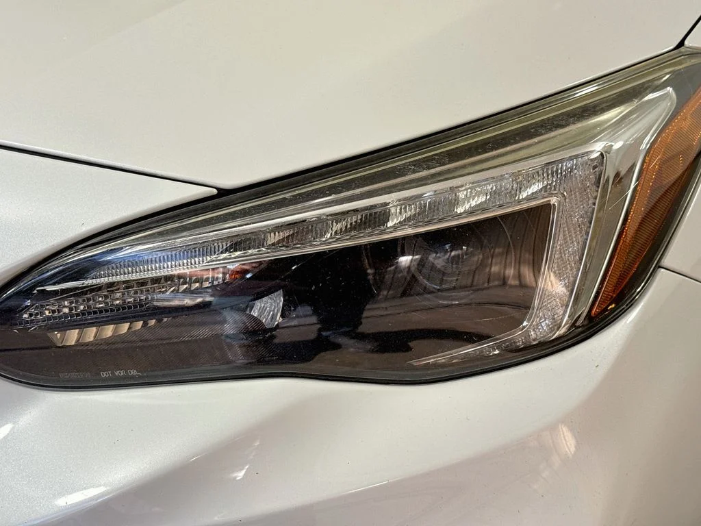 Used 2017 White Subaru 2.0i Limited image 37