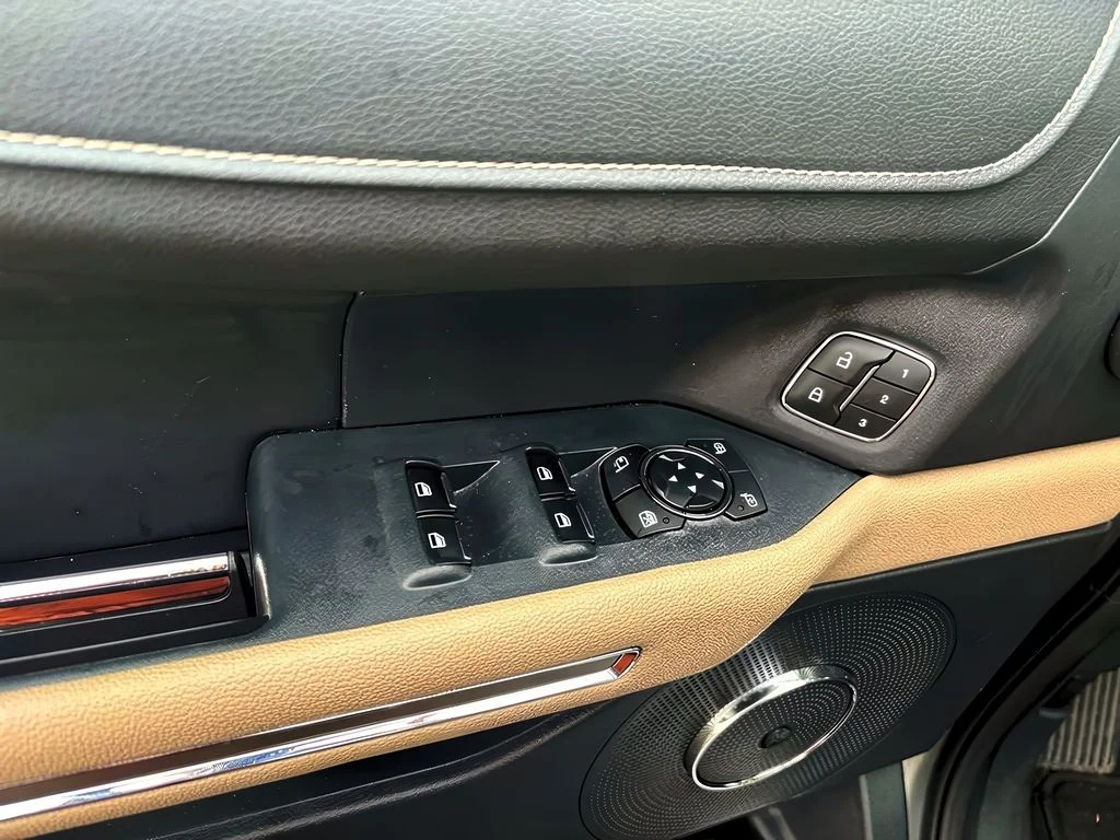 2023 Ford Expedition Limited - Photo 13