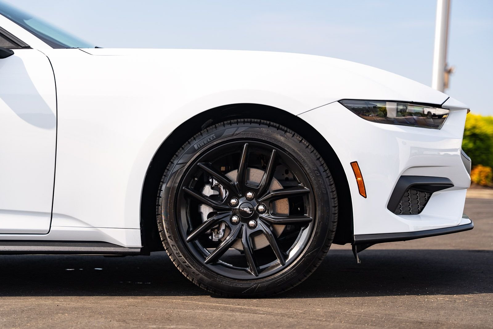 New 2026 Oxford White Ford EcoBoost® Fastback image 5