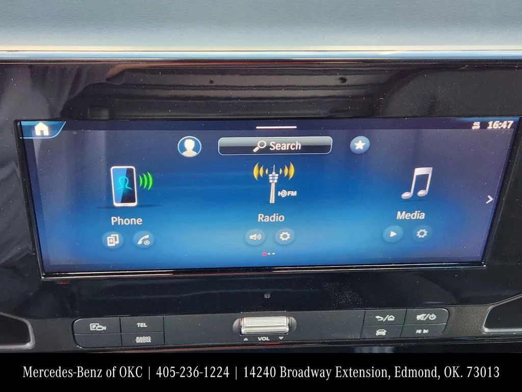 Used 2025 White Mercedes-Benz Cargo 144 WB image 18