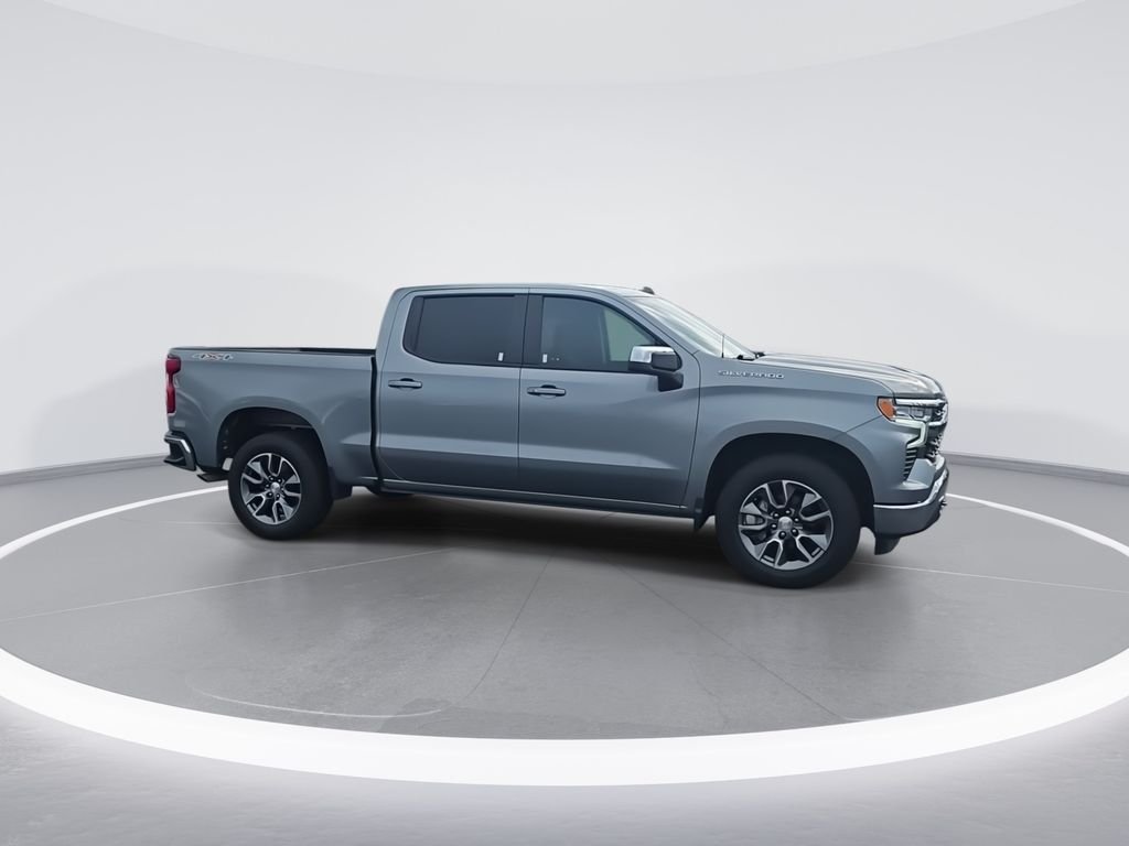 Used 2024 Gray Chevrolet LT image 2