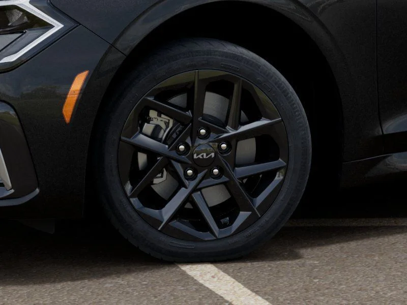 2026 Kia K5 LXS - Photo 9