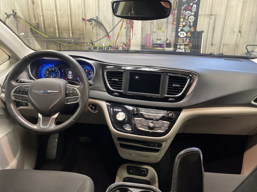 Used 2020 Blue Chrysler Touring image 18