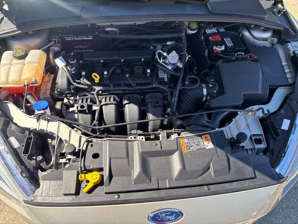 Used 2016  Ford Titanium image 33
