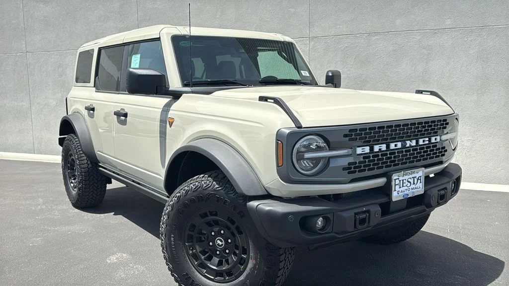 New 2026 Desert Sand Ford Badlands® image 1