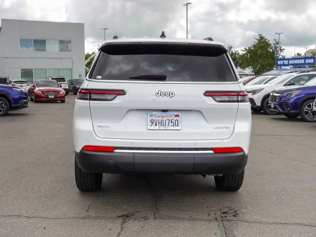 Used 2025 White Jeep Limited image 7