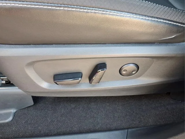 2024 Nissan Pathfinder SL - Photo 17