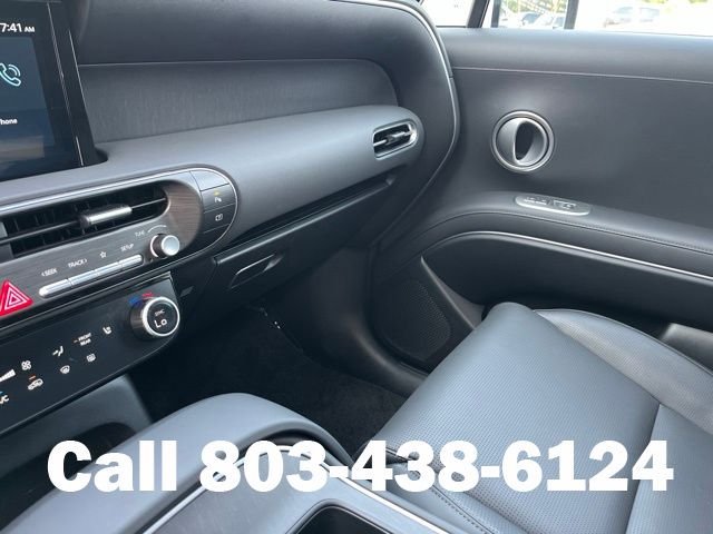 Used 2026 White Hyundai SEL Convenience image 28