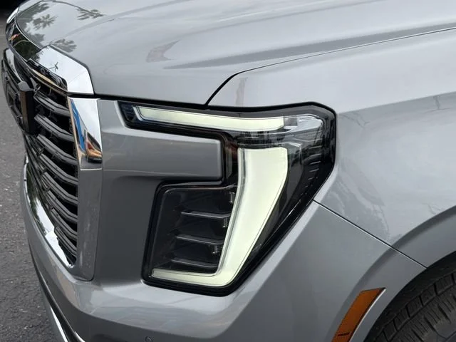 New 2026 Sterling Metallic GMC Elevation image 9