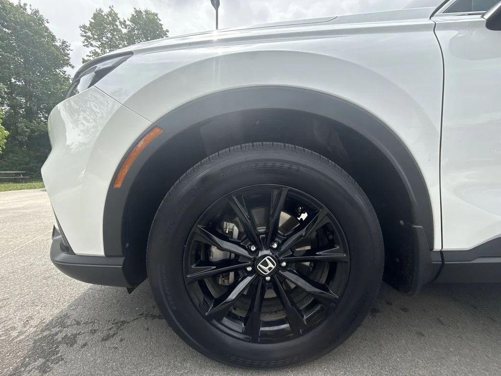 Used 2023 White Honda Sport image 10