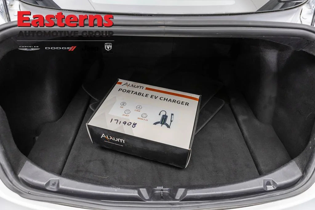 Used 2020 White Tesla Standard image 10