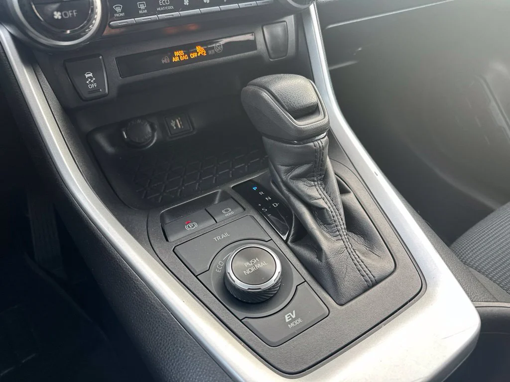 Used 2023 Silver Sky Metallic Toyota LE image 15