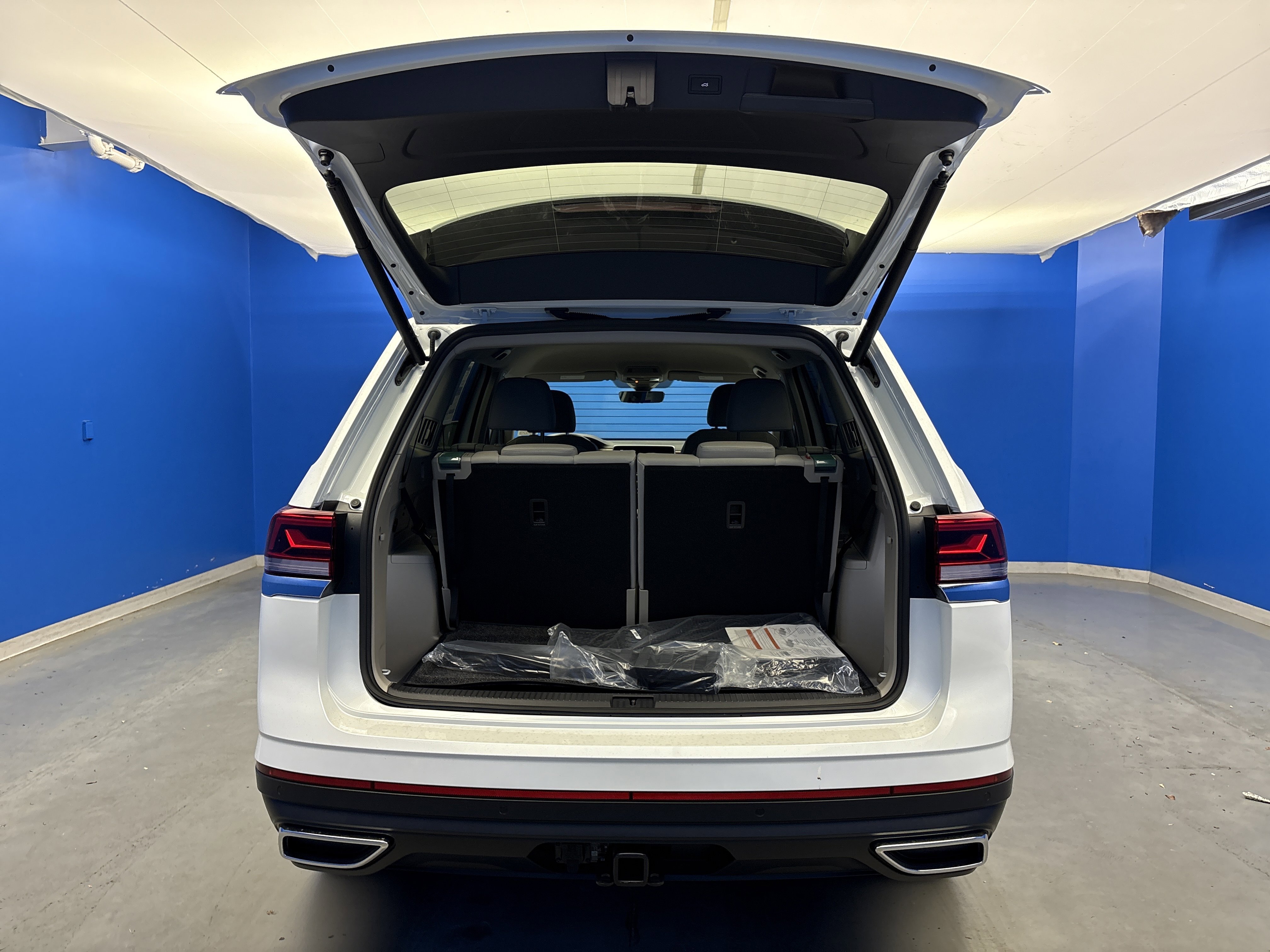 2026 Volkswagen Atlas SE w/Tech - Photo 29