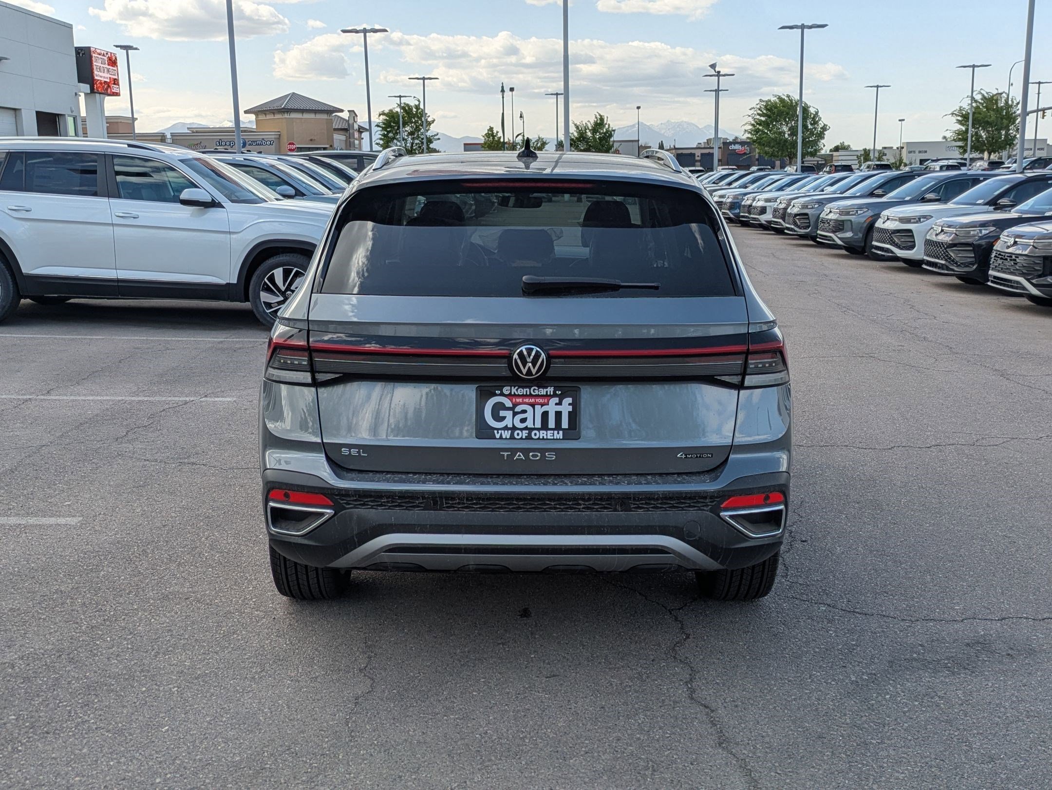 New 2026 Platinum Gray Metallic Volkswagen SEL image 4