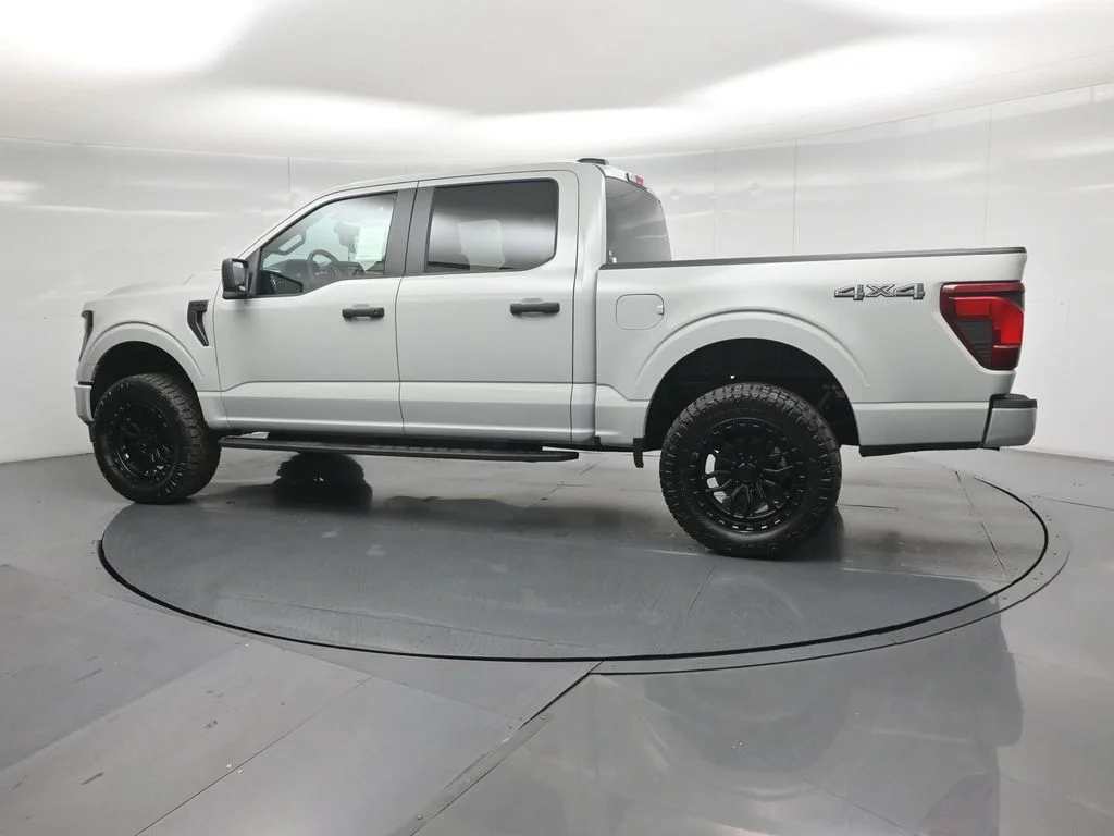 New 2026 Avalanche Ford STX image 5