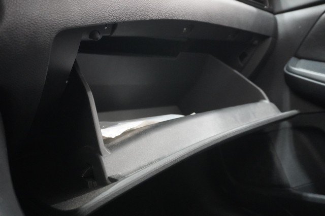 Used 2025  Nissan SV image 27