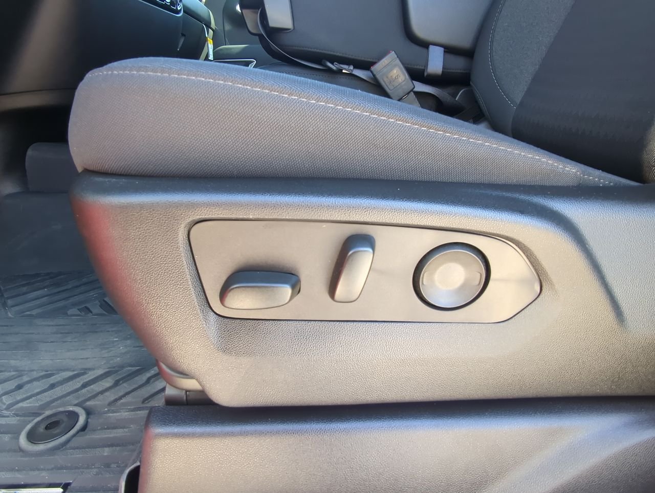 2025 Chevrolet Silverado 1500 LT - Photo 56