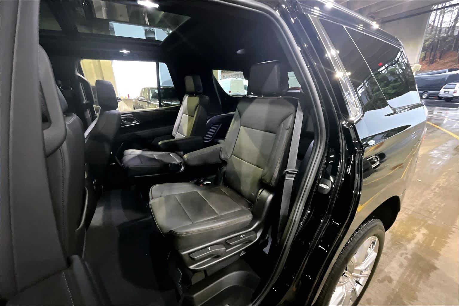 Used 2024 Black Chevrolet High Country image 36