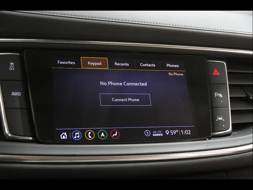 Used 2020 Summit White Buick Premium image 11