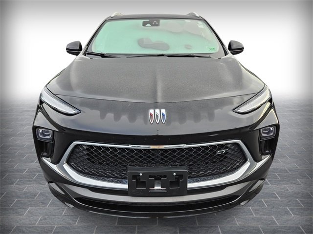 2024 Buick Encore GX Sport Touring photo 2