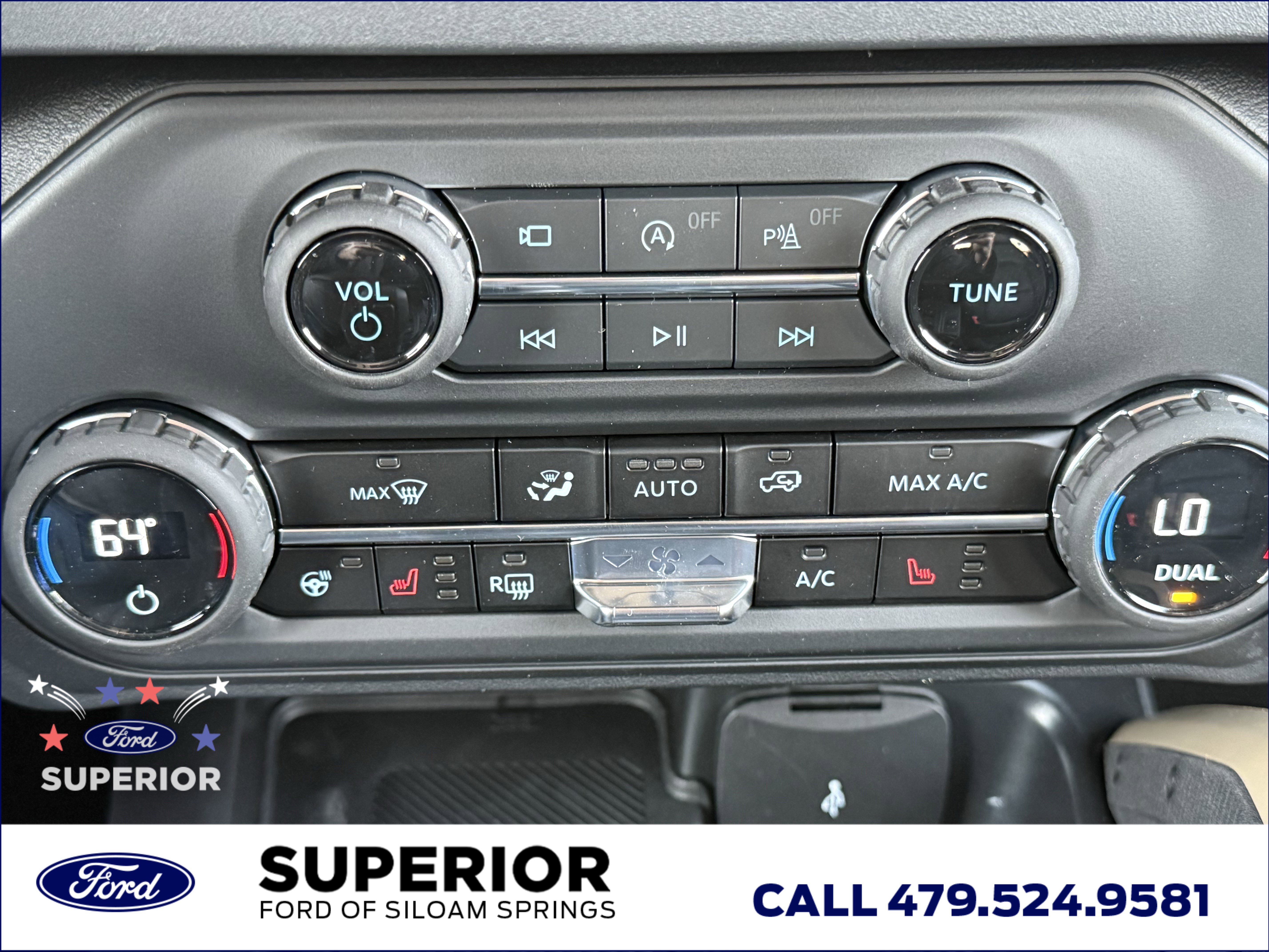 New 2026 Avalanche Gray Ford Badlands 4WD image 19