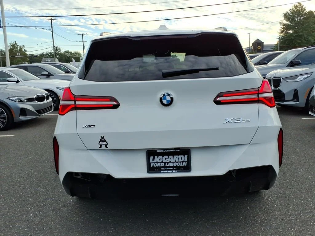 Used 2025 White BMW 30 xDrive image 5