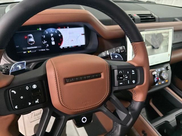 New 2026 Borasco Grey Land Rover OCTA image 37