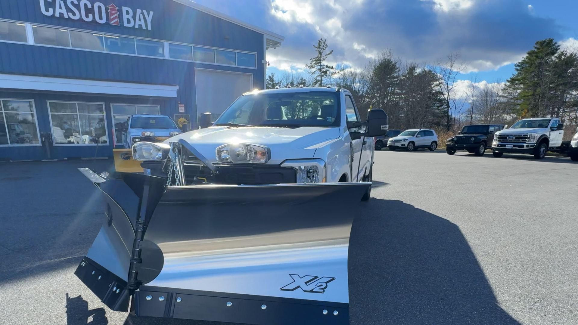 New 2026 Oxford White Ford F-350® XL image 15