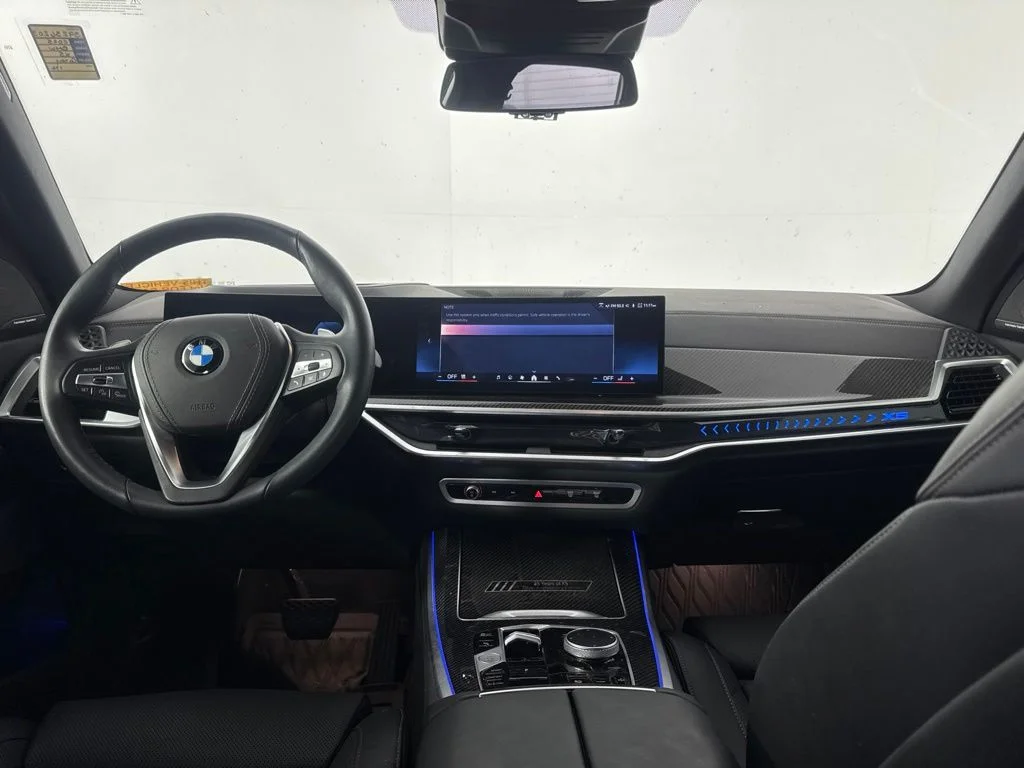Certified Used 2025 Green BMW xDrive40i image 9