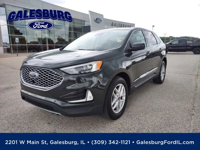 Certified Used 2023 Green Metallic Ford SEL image 1