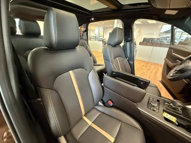 2026 Mazda CX-90 Premium Plus Package - Photo 26