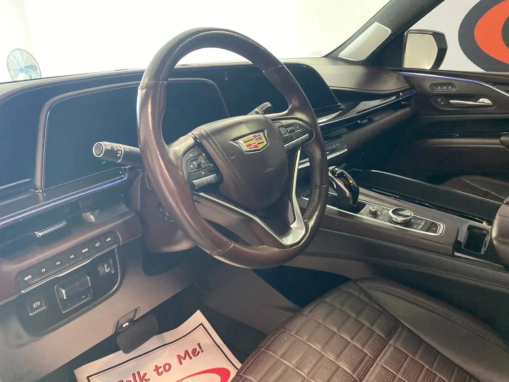 Used 2021 White Cadillac Sport Platinum image 14