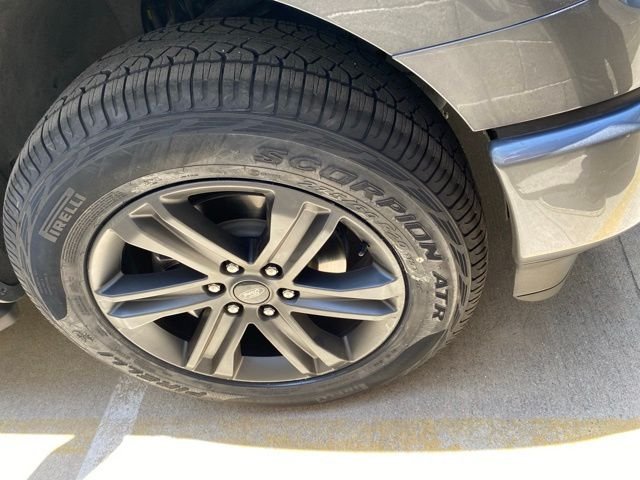 Used 2023 Gray Ford XLT image 3