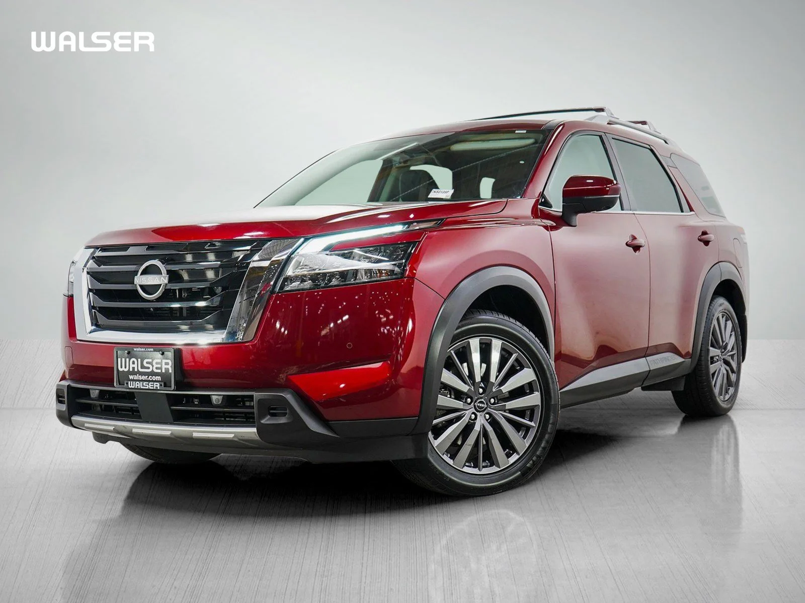 2023 Nissan Pathfinder SL 4WD's photo