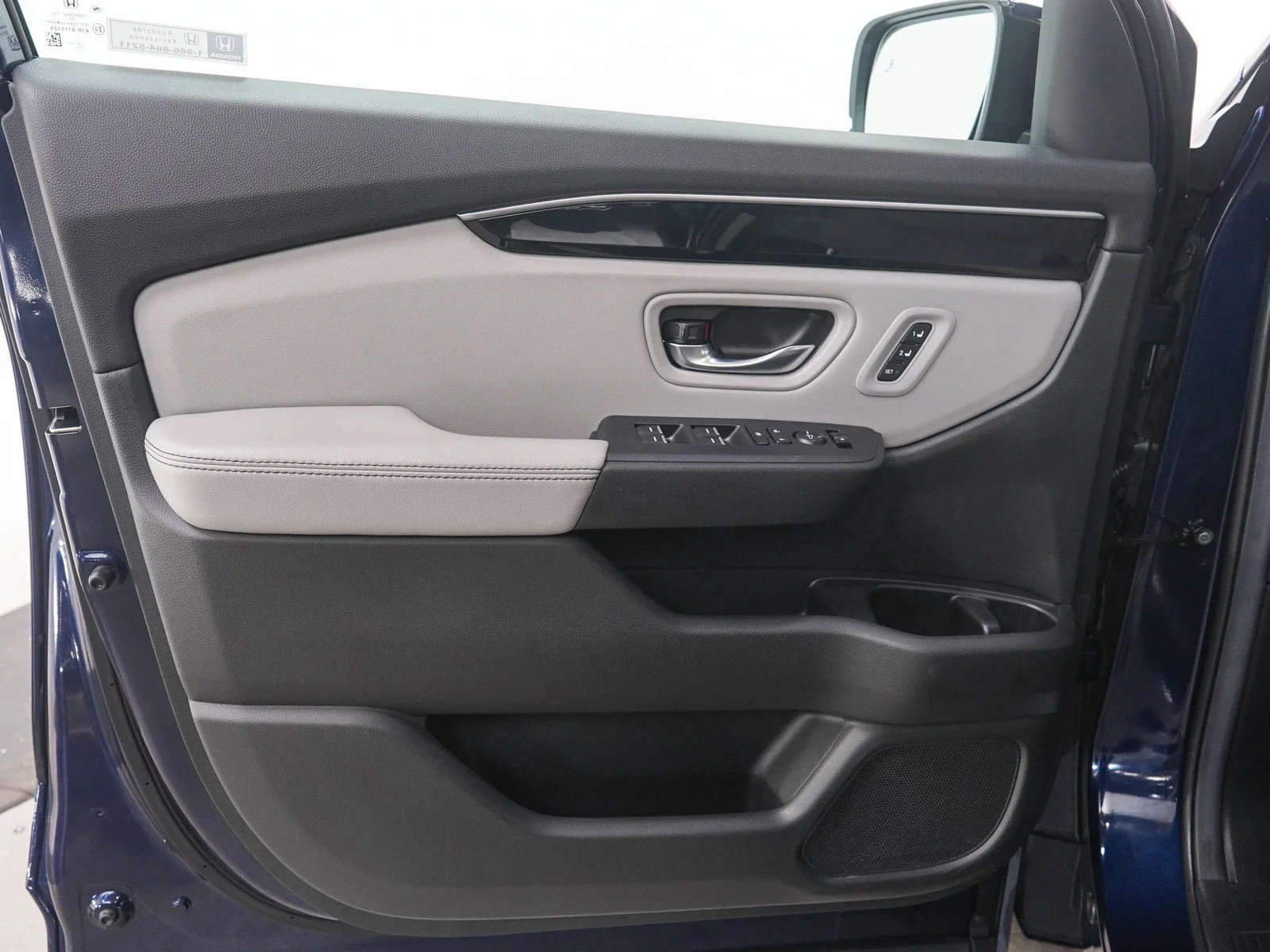 Used 2025 Blue Honda EX-L image 23